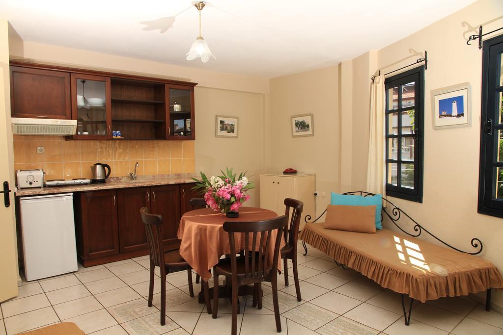 T&G Apartments Мармарис Стая снимка